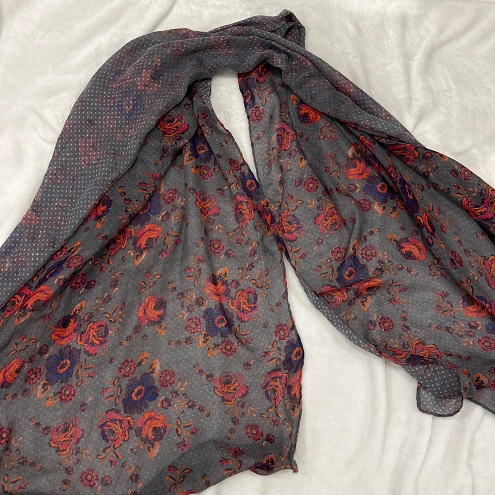 Printed scarf/wrap